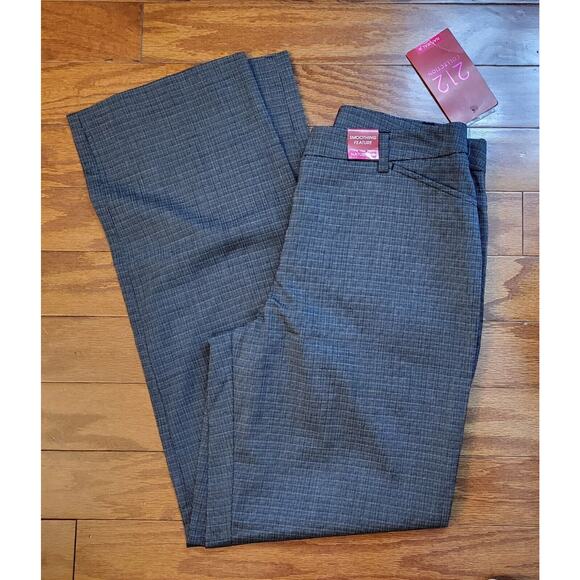 NWT 212 Collection Black Straight Leg Natural Fit Dress Pants Size 6 Avg - Picture 8 of 10